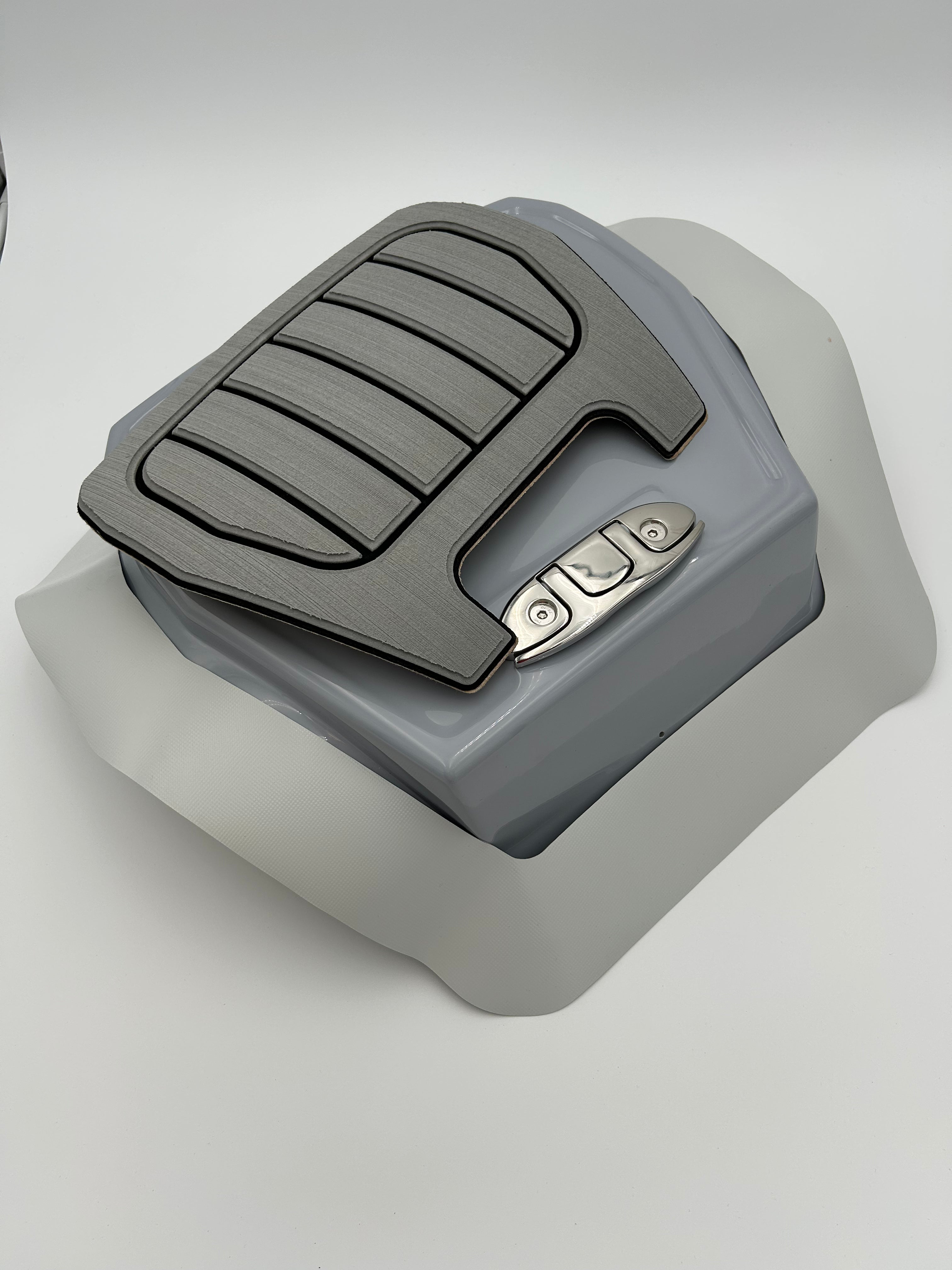 Fiberglass Bow Step (with Skirt)