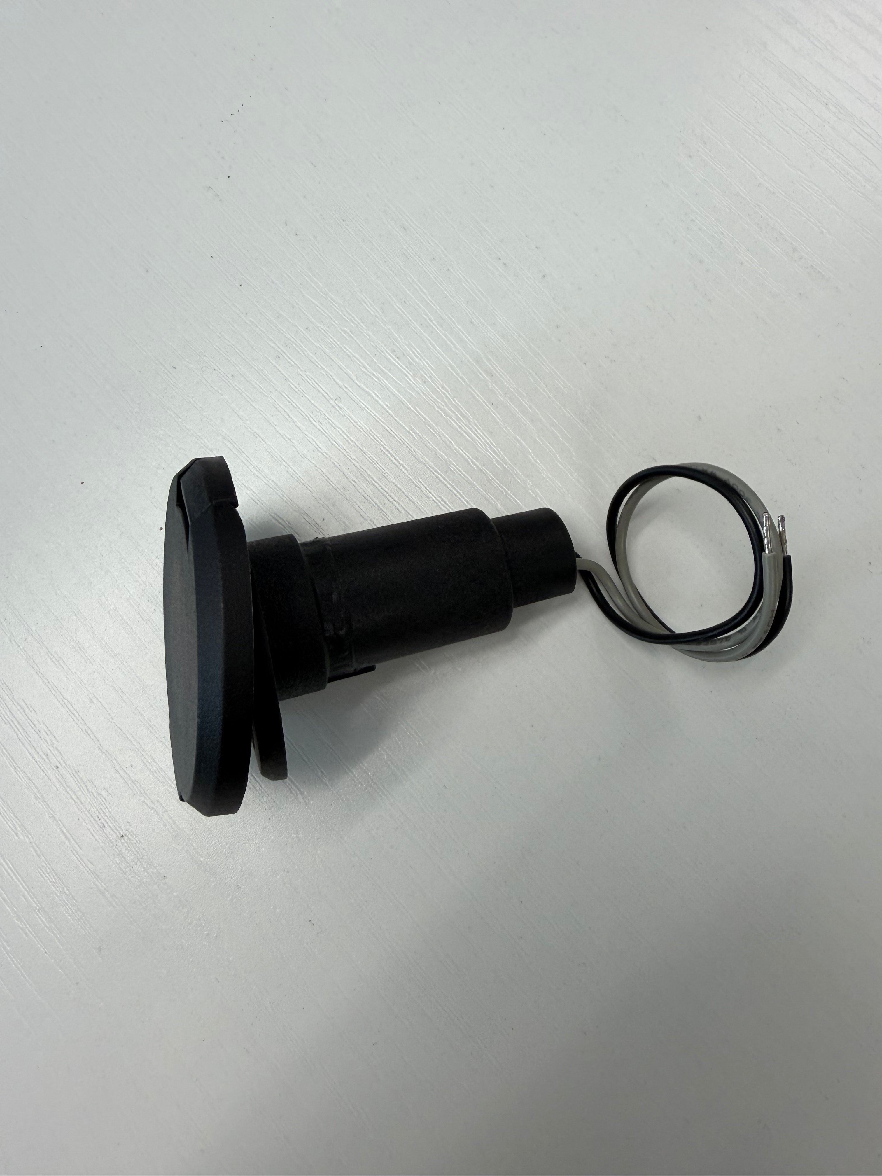 Socket for mooring light