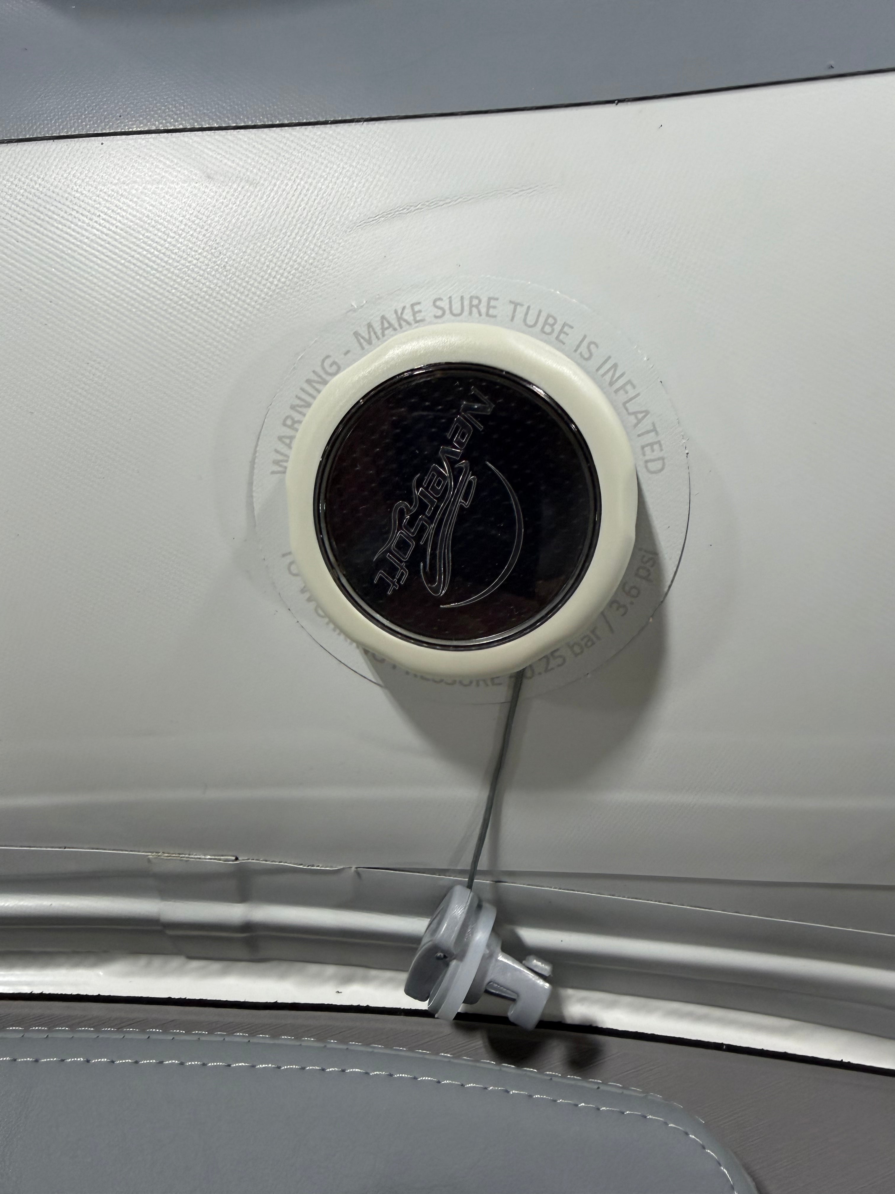 NeverSoft™ Automatic Tube Inflation Cap – Light Gray